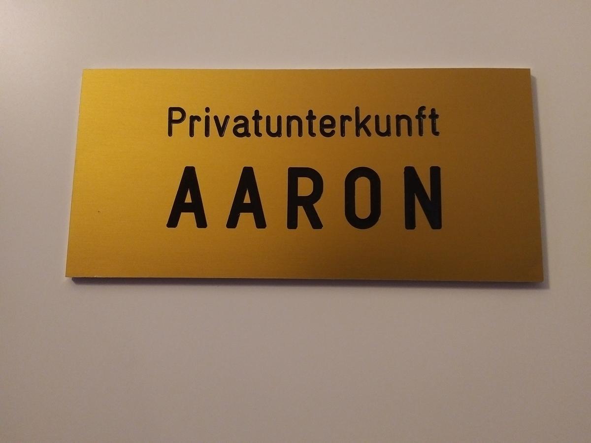 Aaron - Privatunterkunft Magdeburgo Exterior foto