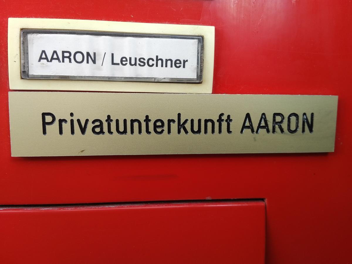 Aaron - Privatunterkunft Magdeburgo Exterior foto